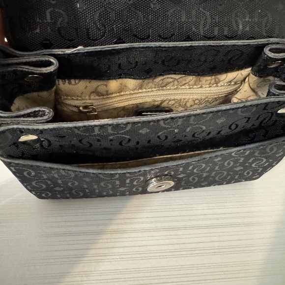 GUESS Embossed Black Crossbody Bag - Picture 5 of 7